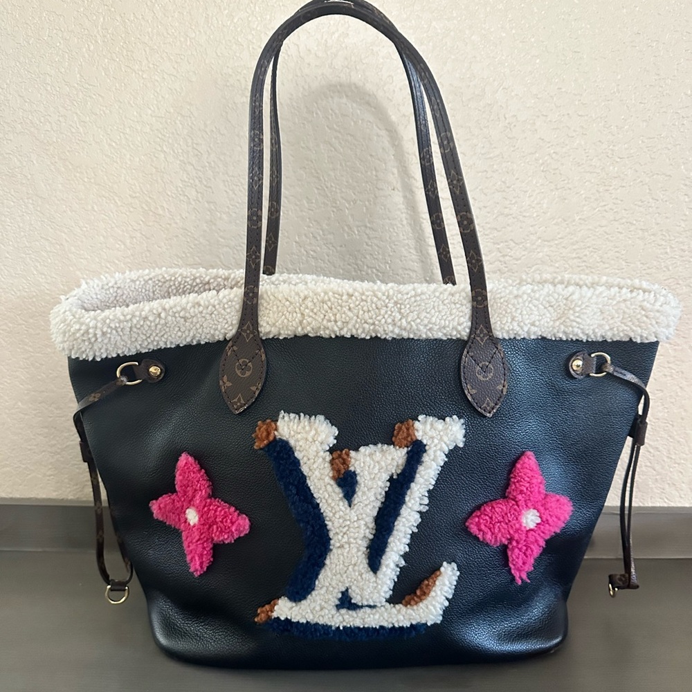 Louis  Vuitton Neverfull Teddy MM Black
